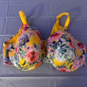 Like New Cacique Backsmoother Lightly Lined Full Coverage Bra - 40DD